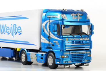 WSI Models 01-1174 DAF XF 105 Super Space Cab Reefer Trailer Thermoking (3 axle) "Spedition Weiße Berlin"