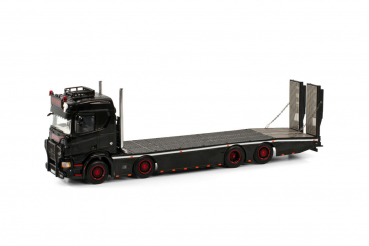 WSI Models 01-3902 KAY SCHUBERT SCANIA R NORMAL CR20N 8X2 TAG AXLE RIGED RESIN FLAT BED WITH FIXED RAMPS