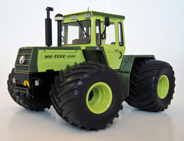 weise-toys 1018 MB-trac 1300 (W443) Terra tires (1984 - 1987)