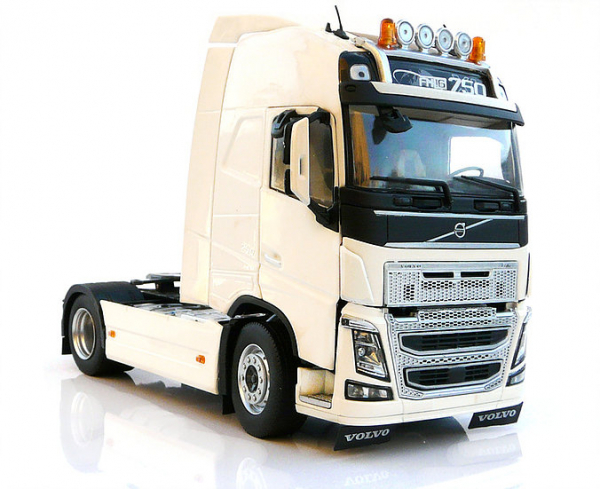 MarGe Models 1810-01 Volvo FH16 4x2 white