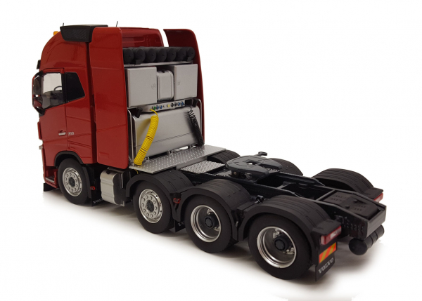 MarGe Models 1915-02 Volvo FH16 8x4 red