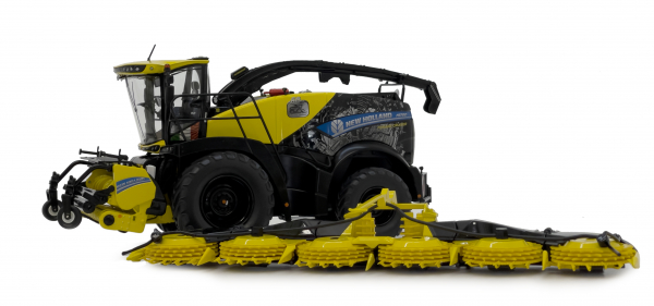 MarGe Models 2202-01 New Holland FR780 harvester Demo Tour Italy edition
