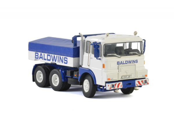 WSI Models 01-2381 Baldwins Crane Hire FTF F SERIE 6x4 + BALLAST BOX