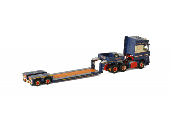WSI Models 01-3423 FRANK WULF MERCEDES-BENZ ACTROS MP4 BIG SPACE 6X2 TWINSTEER LOW LOADER | EURO - 2 AXLE