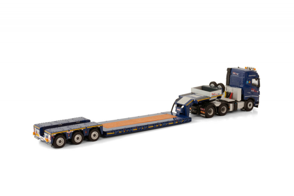 WSI Models 01-3701 MAXTRANS VOLVO FH 4 GLOBETROTTER 6X4 LOW LOADER PENDEL X - 3 AXLE
